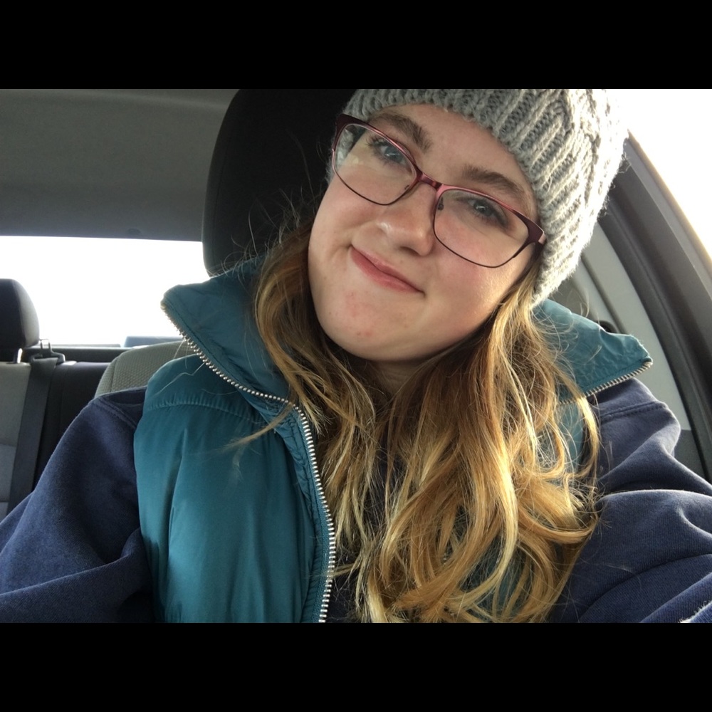 Meet your Posher, Leah